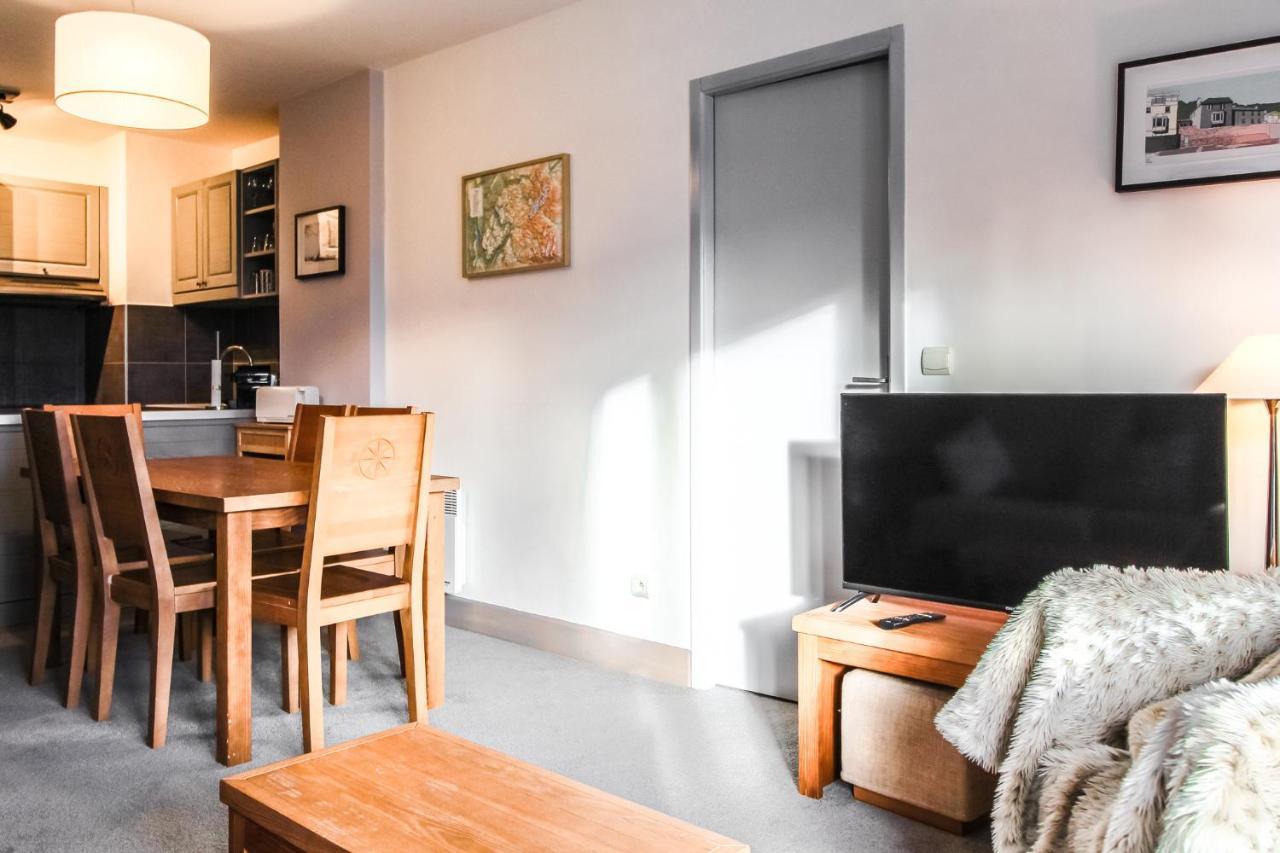 South-Facing Newly Renovated 2-Bed Apartment Les Terrasses D'Eos فلين المظهر الخارجي الصورة