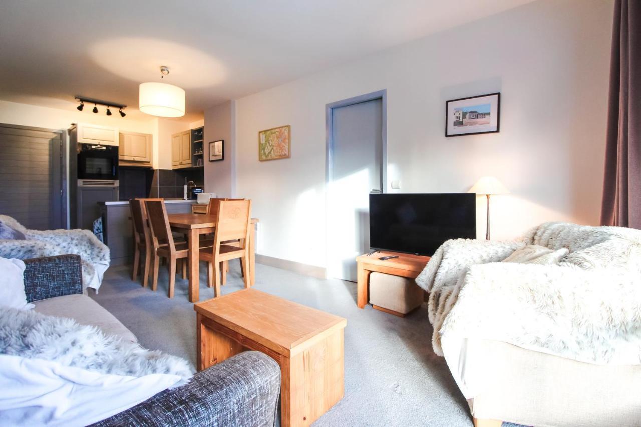 South-Facing Newly Renovated 2-Bed Apartment Les Terrasses D'Eos فلين المظهر الخارجي الصورة
